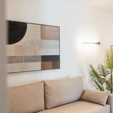 Nyaraló Casa Moderna *